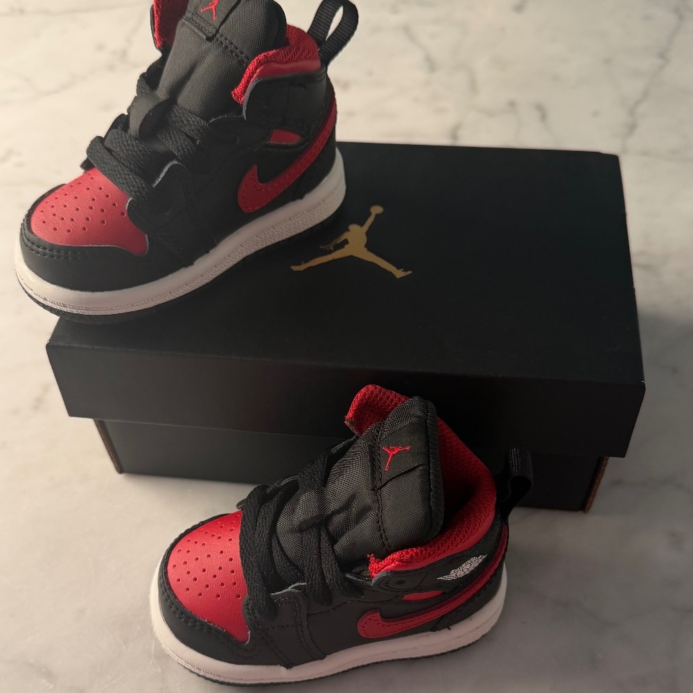 Nike Kids Black and Red Basketball Sneakers